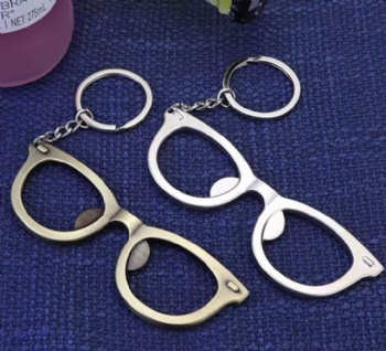 Creative New Glasses Keychain Opening Gift Small Gift Bottle Opener Keychain Custom Logo