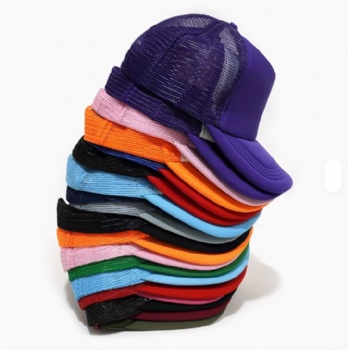 Wholesalers Von European and American Style Dutch Trucker Hat Embroidered Alphabet Baseball Cap With Sunblock Mesh for Golf