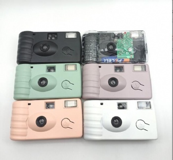 35mm Film Disposable Camera with Flash Build in 12exp /18exp /36exp Color Film and Alkaline Battery with Customized Color Box