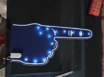 Customizable Eco-Friendly Big EVA Foam Finger Cheering Hand with LED Sponge Design for Promotional Events